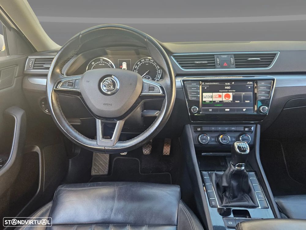 Skoda Superb Break 1.6 TDI Style - 38