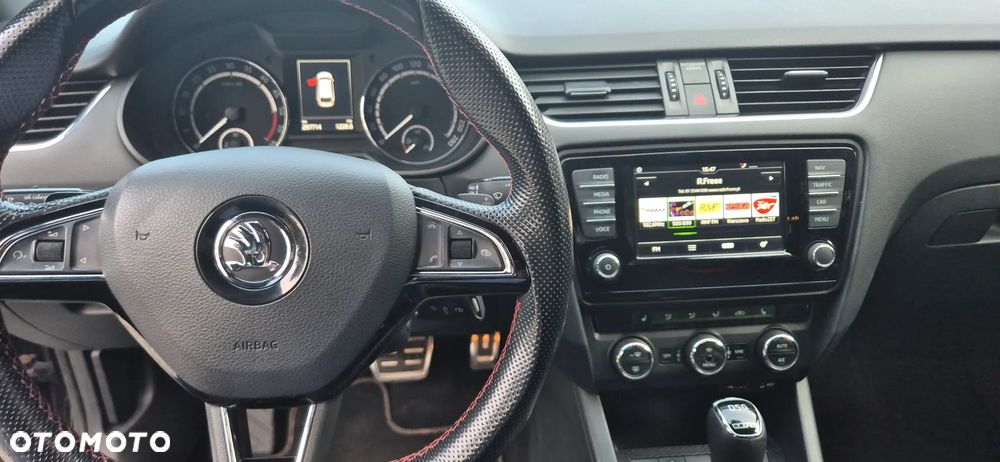 Skoda Octavia 2.0 TDI RS DSG - 14