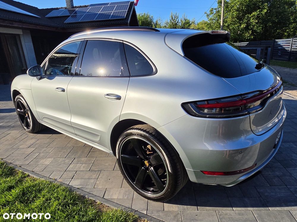 Porsche Macan Standard - 2