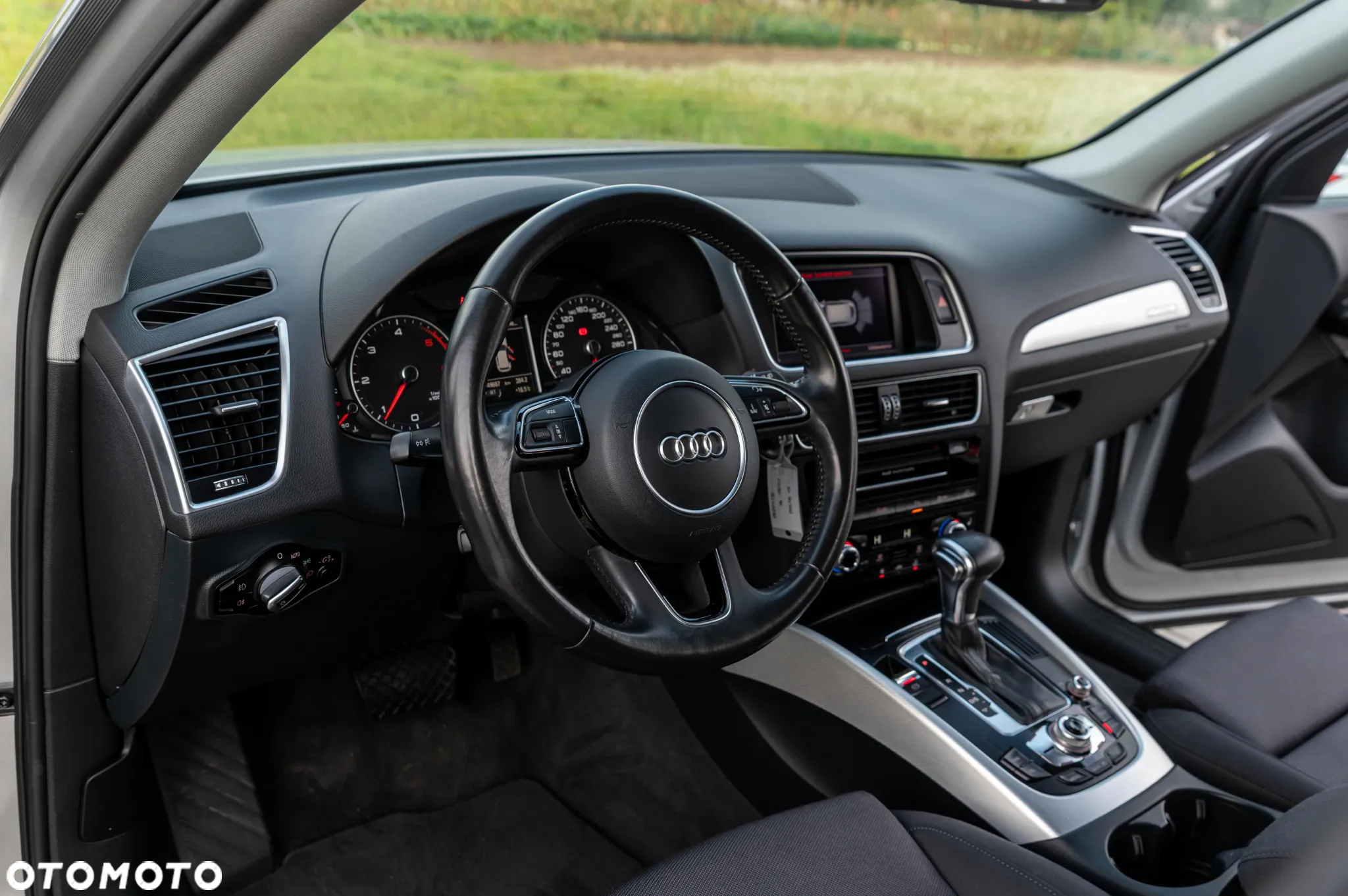 Audi Q5 2.0 TDI quattro S tronic - 28