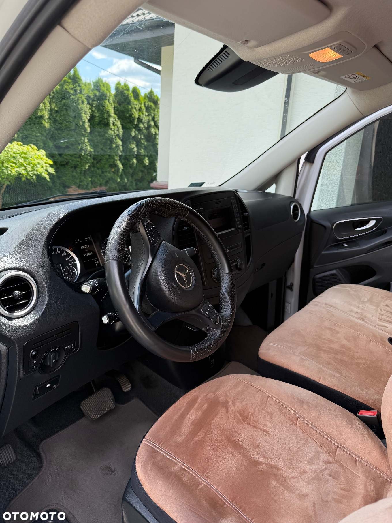 Mercedes-Benz Vito - 11