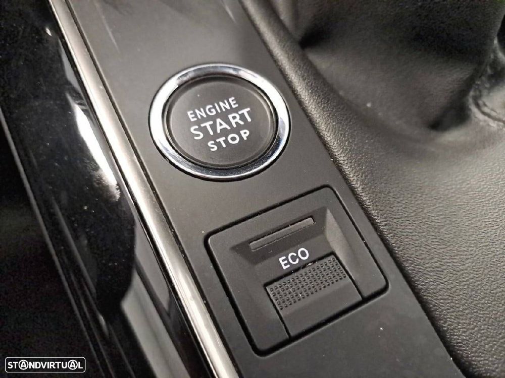 Peugeot 3008 1.5 BlueHDi Active Pack - 22