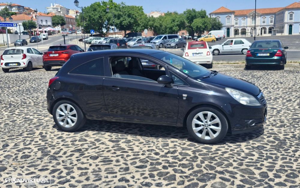 Opel Corsa 1.4 - 8