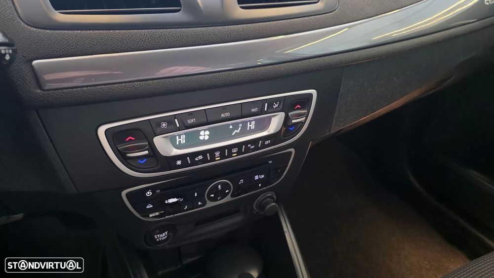 Renault Mégane Sport Tourer 1.5 dCi GT Line CO2 Champion - 37