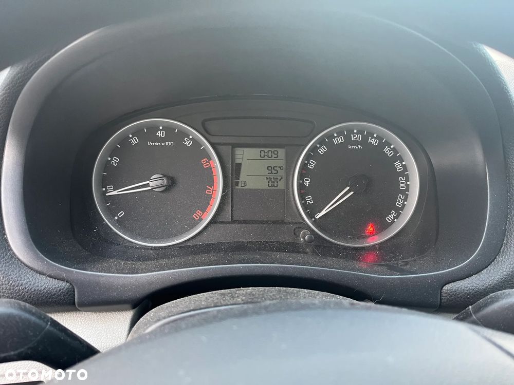 Skoda Fabia - 2