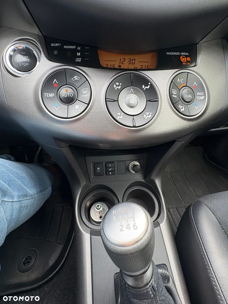 Toyota RAV4 2.0 4x4 Life - 13