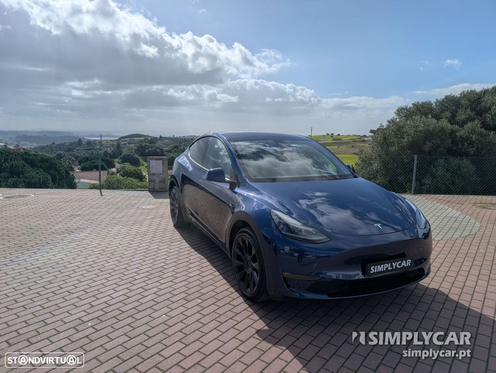 Tesla Model Y - 2