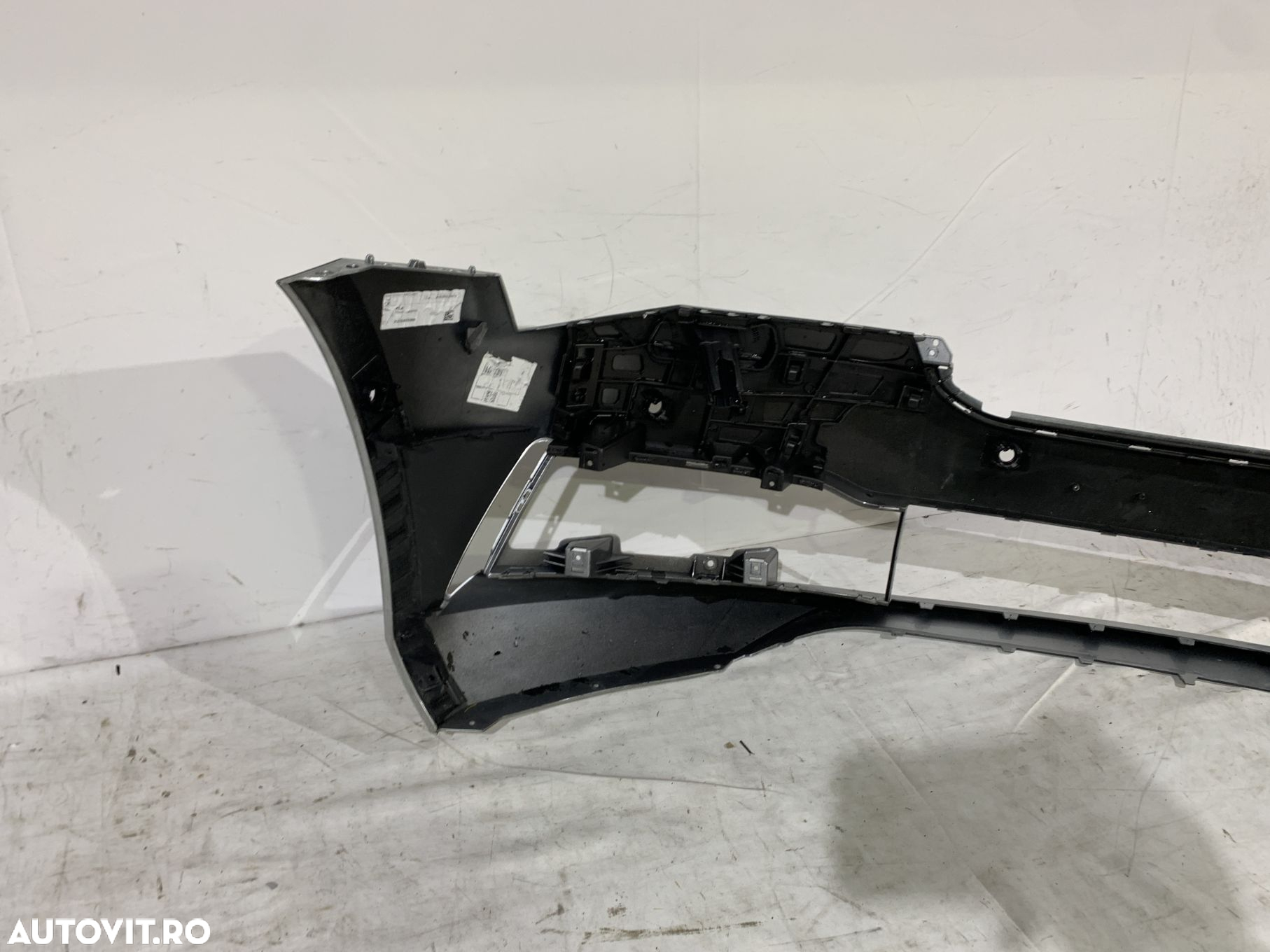 Bara fata  Skoda Superb 3, facelift, 2019, 2020, 2021, 2022, 2023, cod origine OE 3V0807221F. - 4