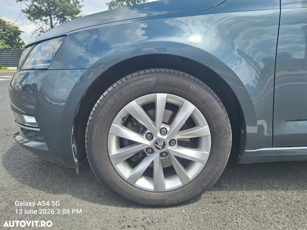 Skoda Octavia 2.0 TDI DSG Style - 8