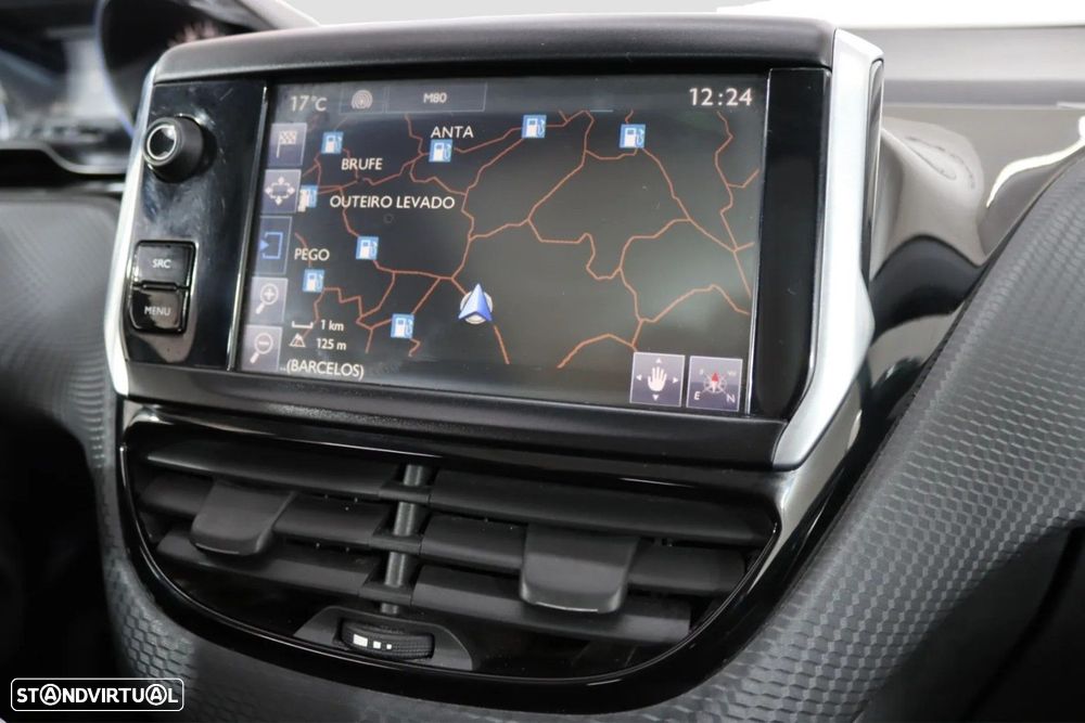Peugeot 2008 1.2 PureTech Allure EAT6 - 7