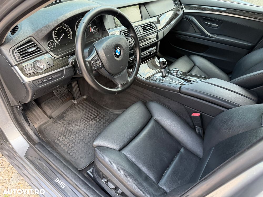 BMW Seria 5 525d xDrive - 8