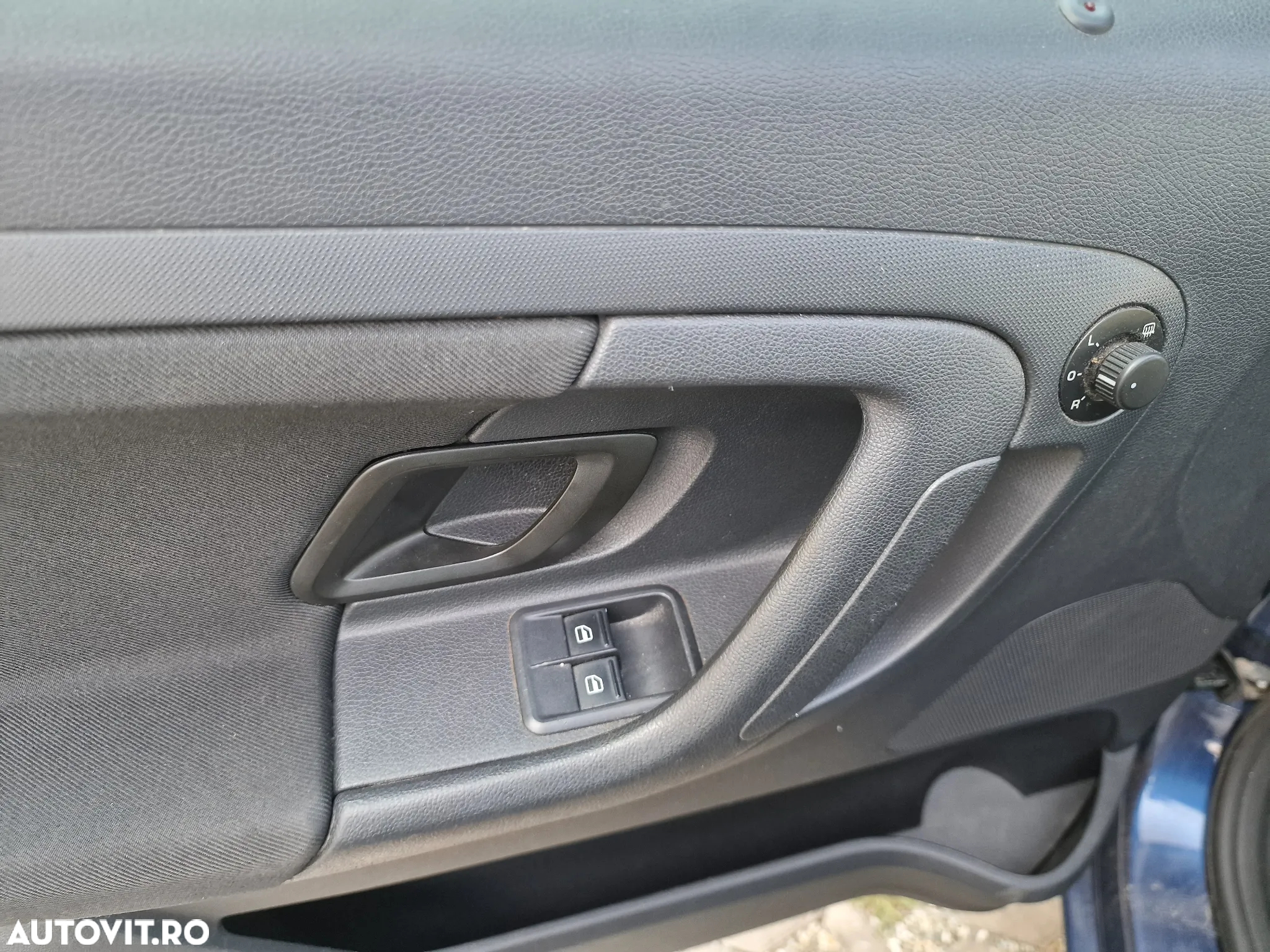 Skoda Roomster 1.2 TSI Ambition PLUS EDITION - 9