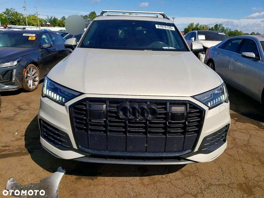 Audi Q7 2024 photo 2