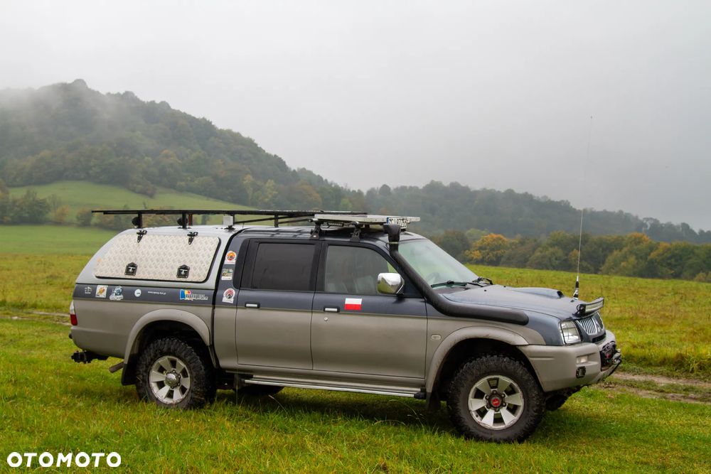 Mitsubishi L200 2.5 TD Intense - 2