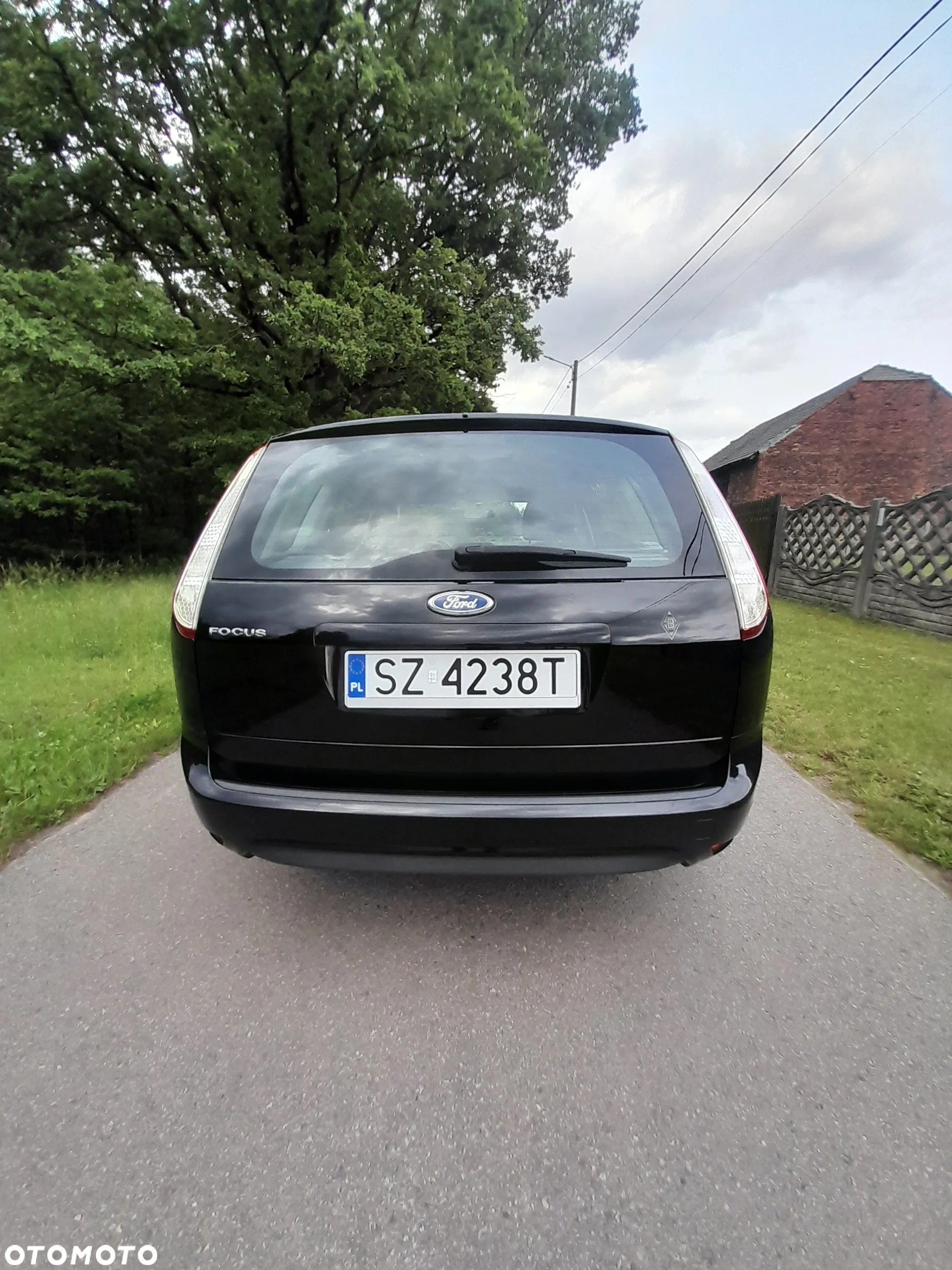 Ford Focus 1.4 16V Trend - 13