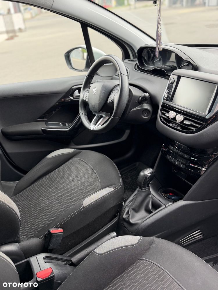 Peugeot 208 1.2 PureTech Active - 8