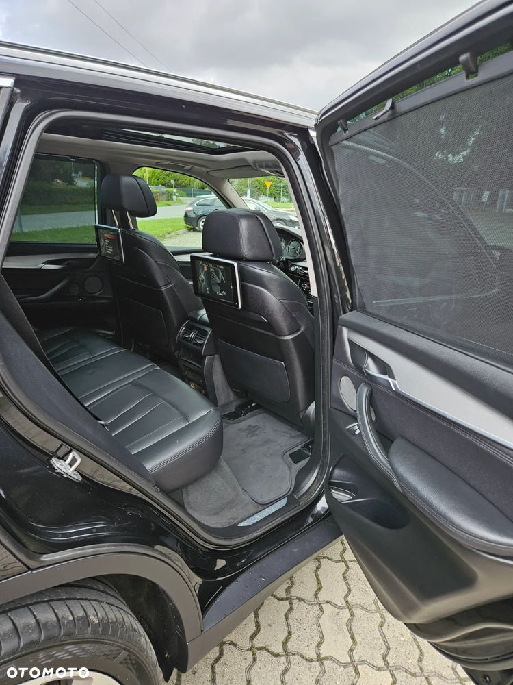 BMW X5 xDrive40d - 13