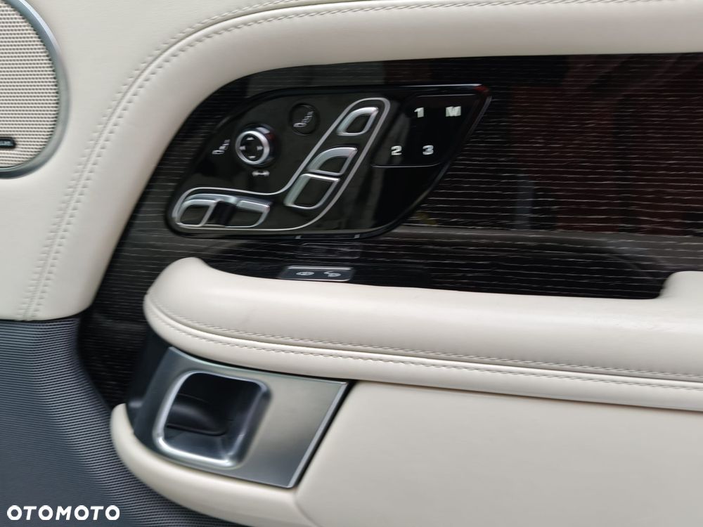 Land Rover Range Rover 4.4SD V8 Vogue - 16