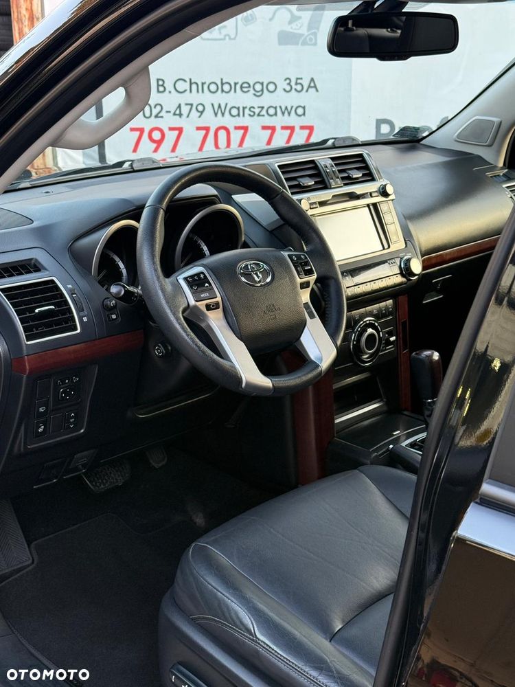 Toyota Land Cruiser LC 4.0 V6 Invincible - 17