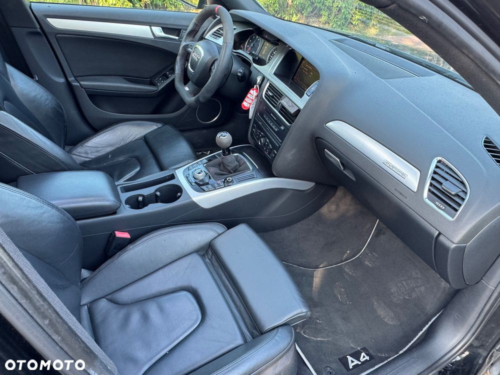 Audi A4 Avant 3.2 FSI quattro Ambiente - 15