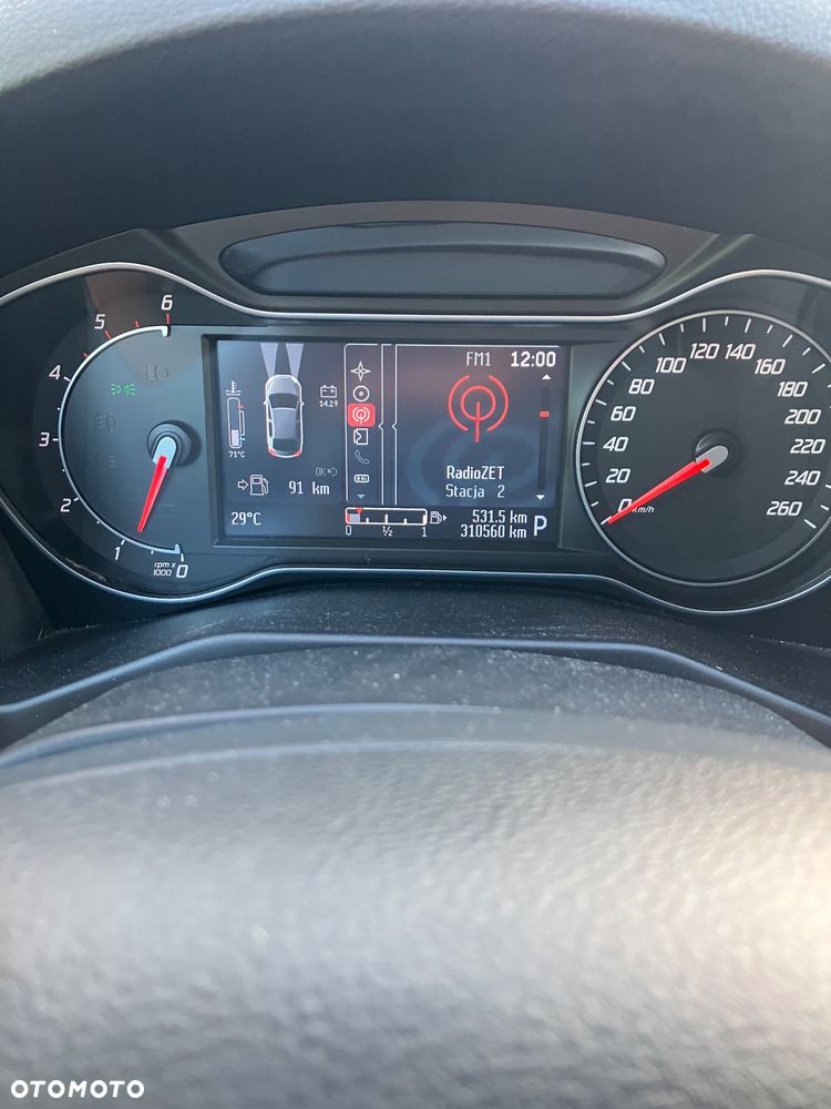 Ford Mondeo - 8