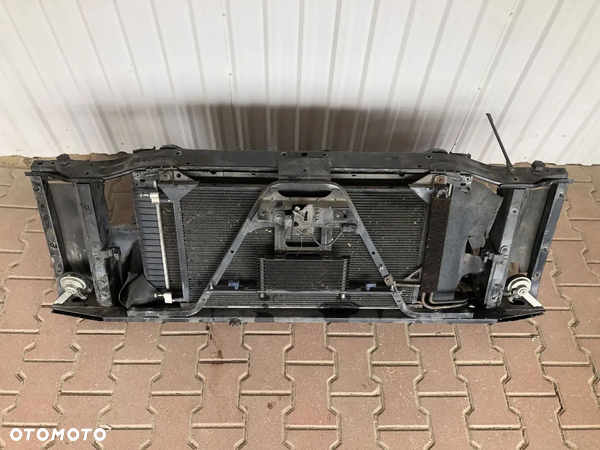 CADILLAC ESCALADE III 6,2 V8 2006-2014 PAS PRZEDNI WZMOCNIENIE CZOŁOWE CHŁODNICE