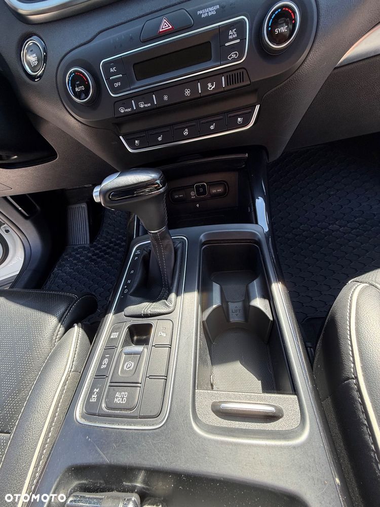 Kia Sorento 2.0 CRDI GT Line - 26