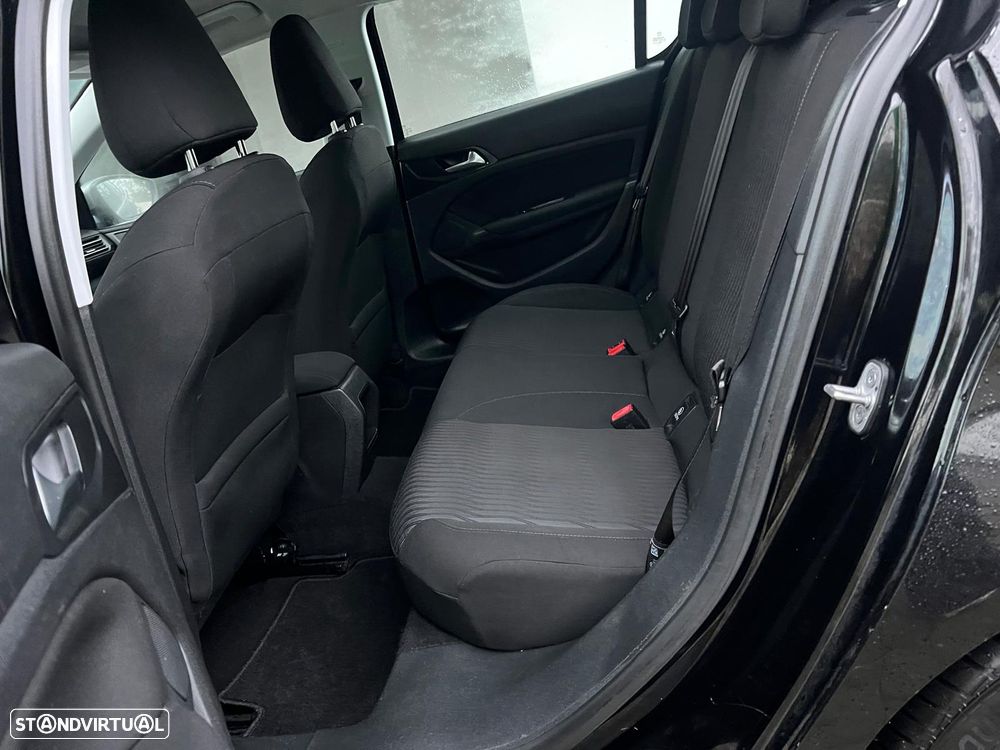 Peugeot 308 1.6 BlueHDi Allure - 11