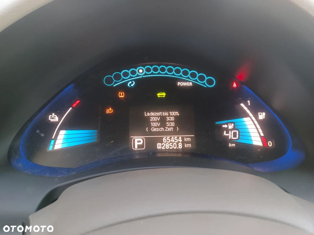 Nissan Leaf 24kWh Tekna - 10