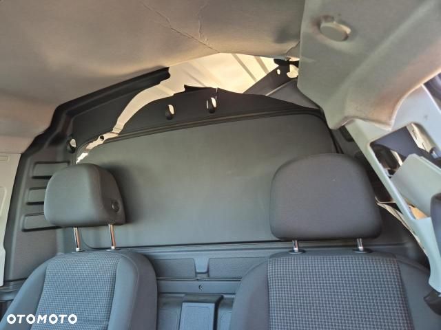 Volkswagen Caddy - 15