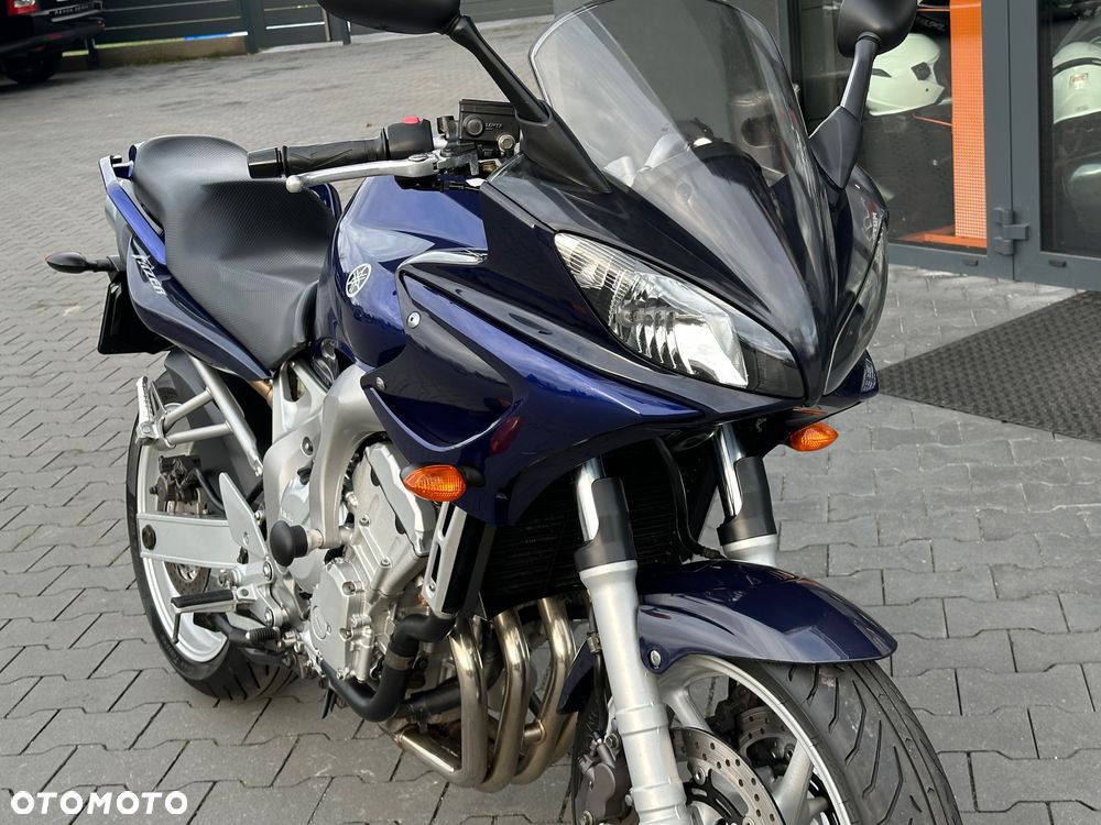 Yamaha FZ6 - 21