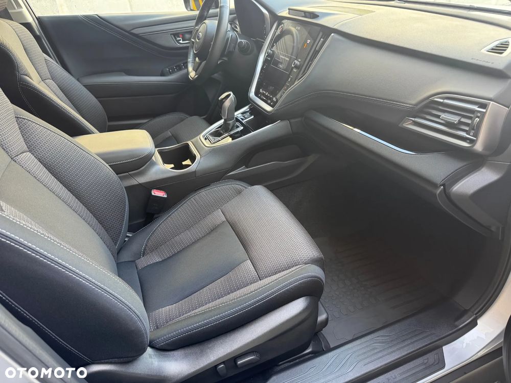 Subaru Outback 2.5i Trend (EyeSight) Lineartronic - 18