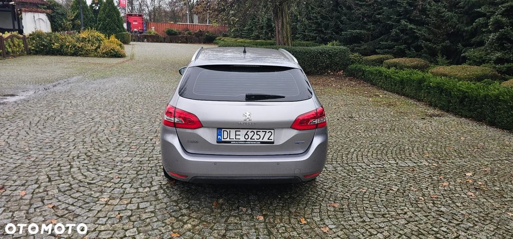 Peugeot 308 - 6