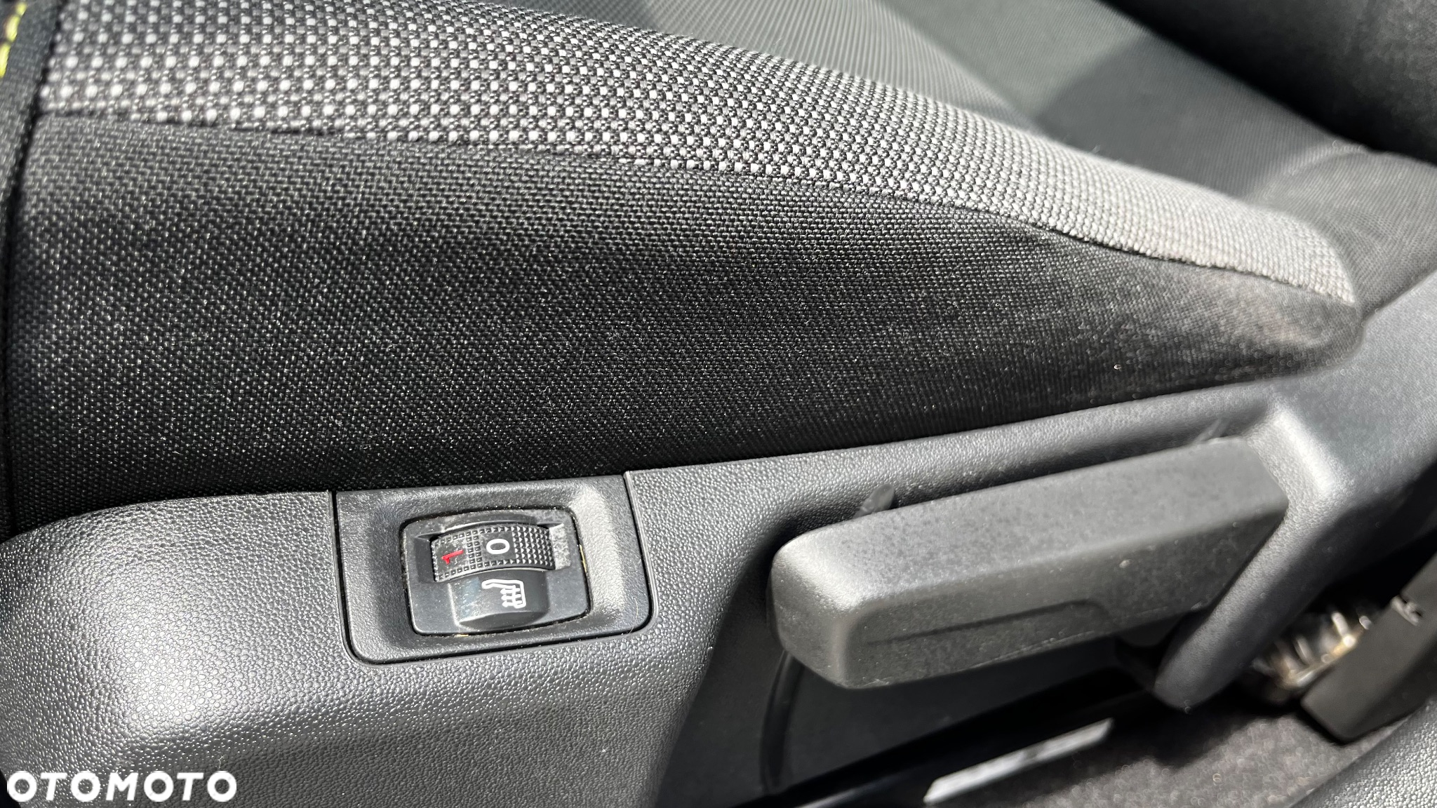 Citroën C3 1.6 BlueHDi Shine S&S - 24