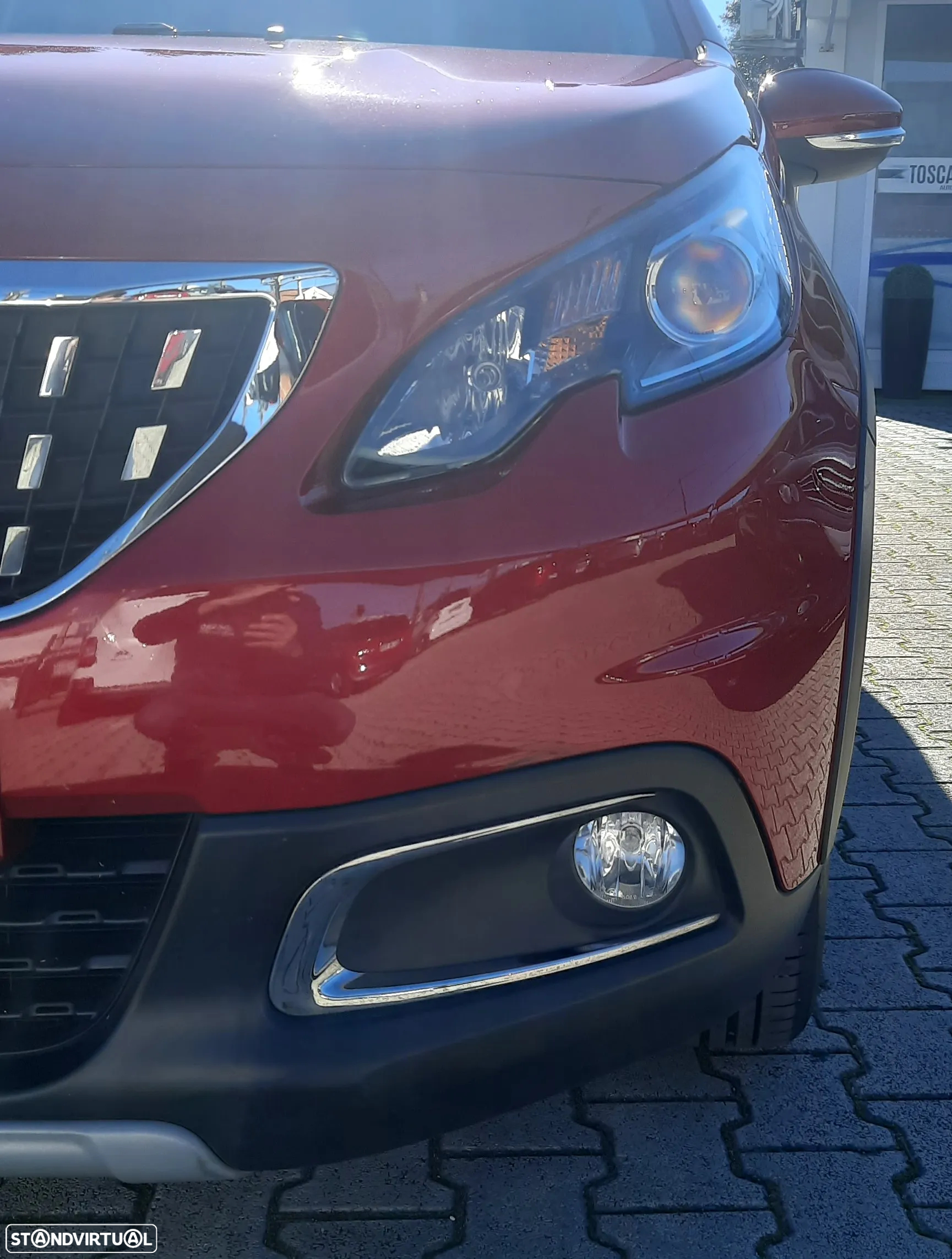 Peugeot 2008 1.2 PureTech Allure - 21