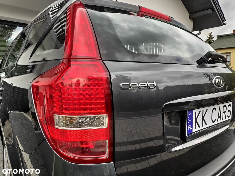 Kia Ceed 1.4 CVVT Attract - 17
