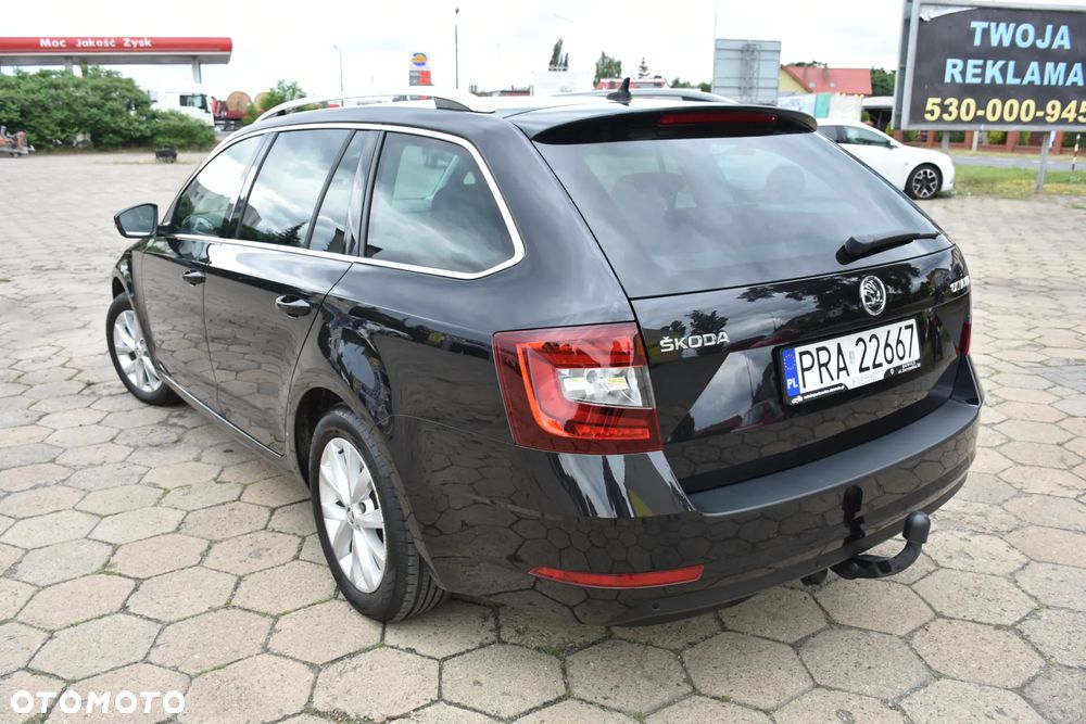 Skoda Octavia 2.0 TDI DSG Ambition - 2