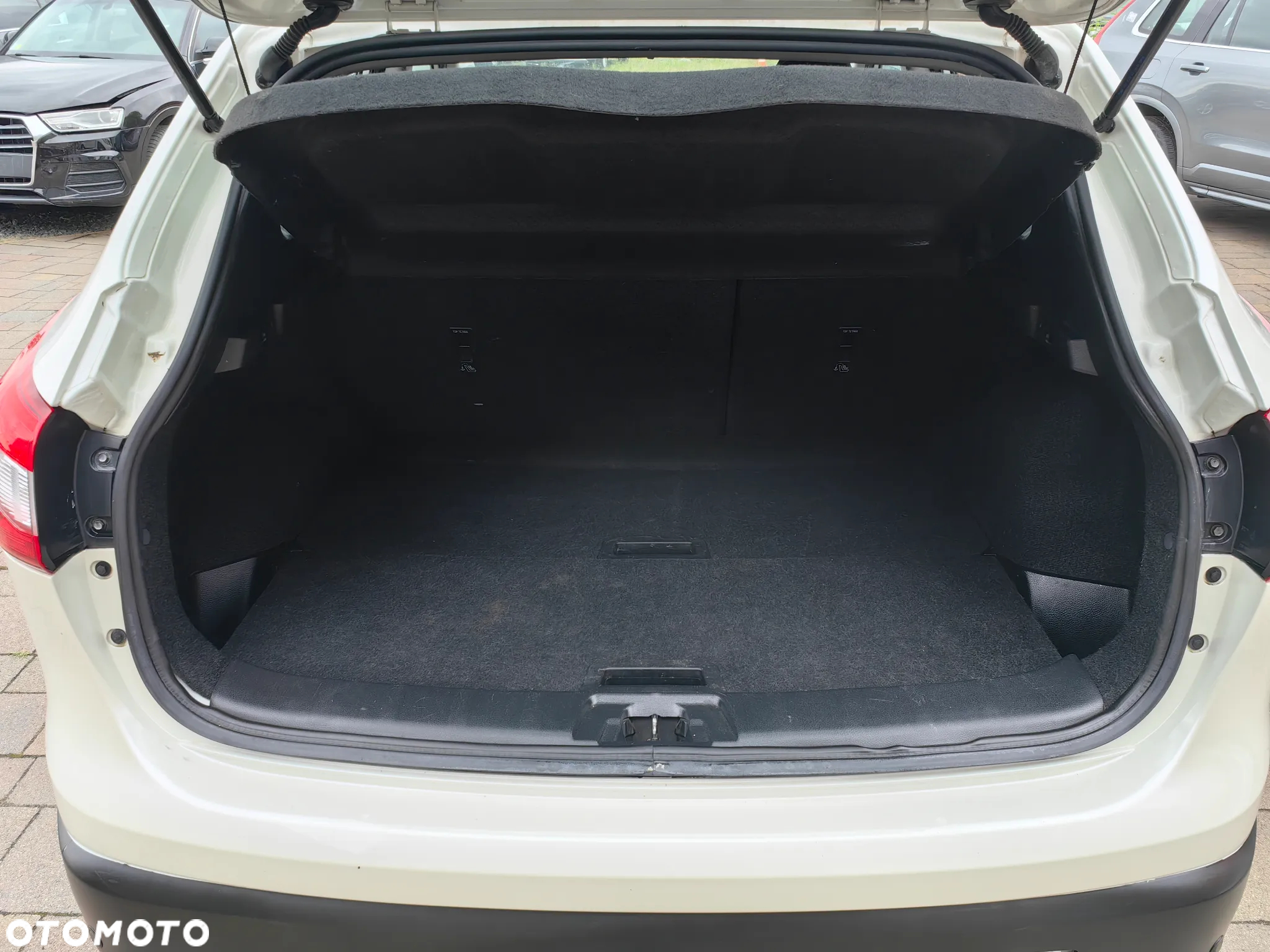 Nissan Qashqai 1.5 dCi Tekna - 20