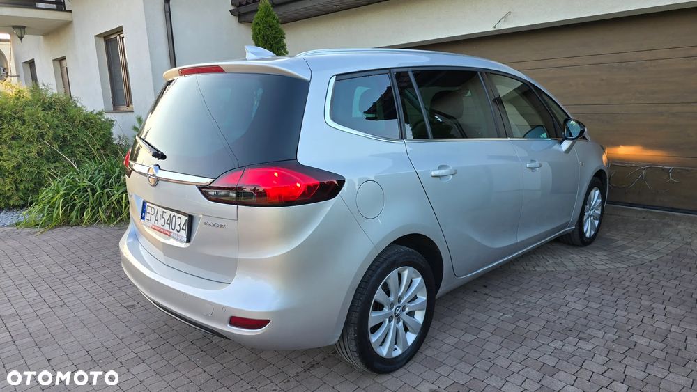 Opel Zafira - 9
