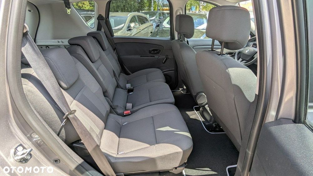 Renault Scenic - 16