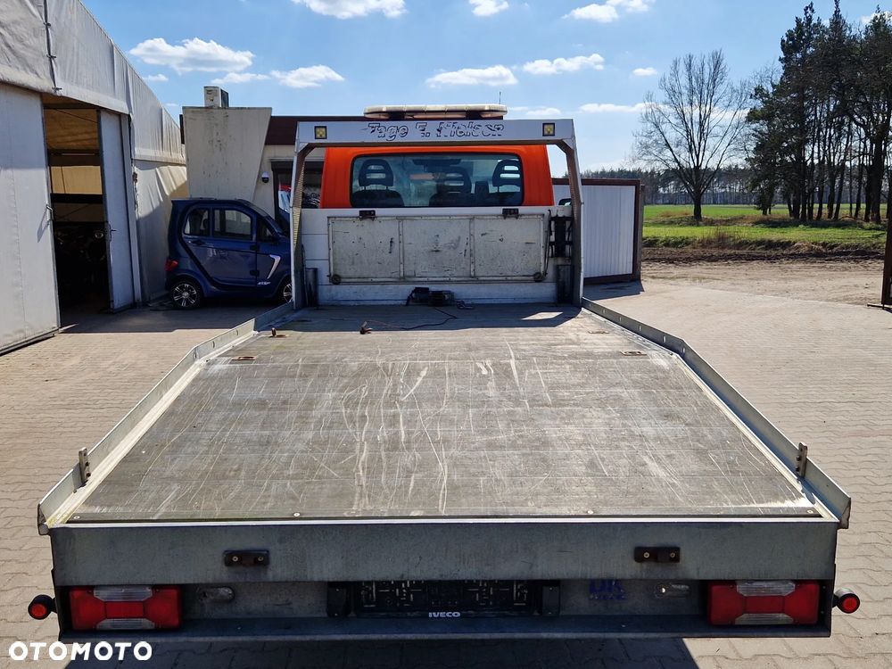 Iveco Daily do 3,5T 3.0 170 PS Na Blizniakach Laweta Pomoc Droga Najazd - 9