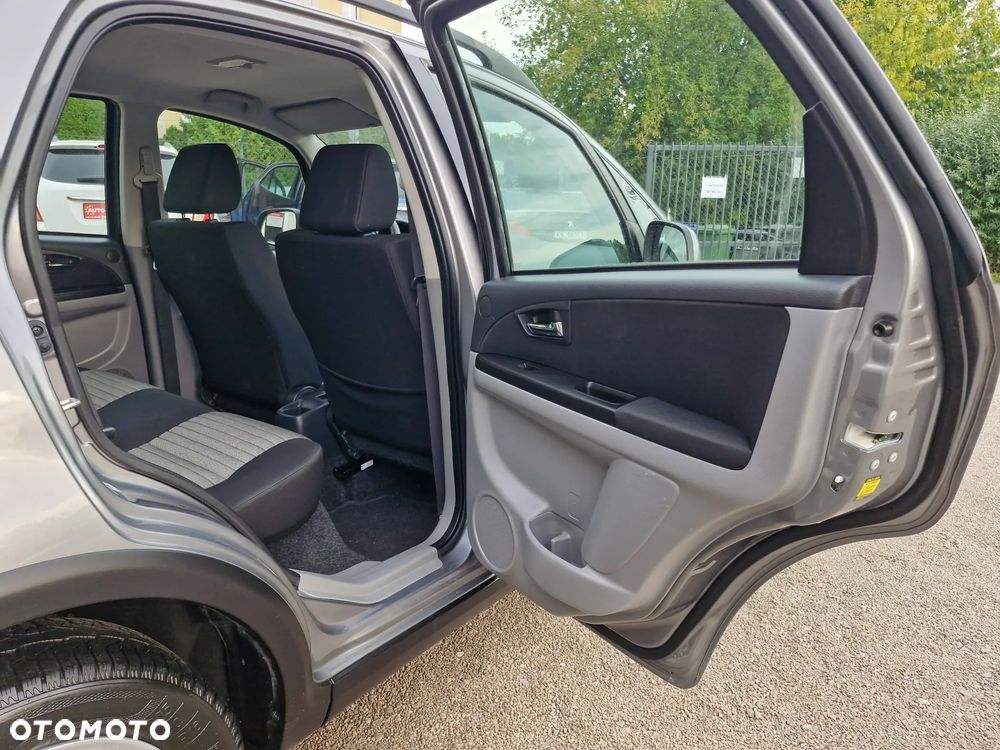 Suzuki SX4 1.6 VVT Automatik 4x2 Comfort - 17