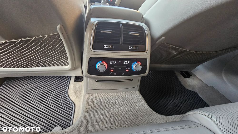 Audi A6 Allroad 3.0 TDI Quattro S tronic - 14