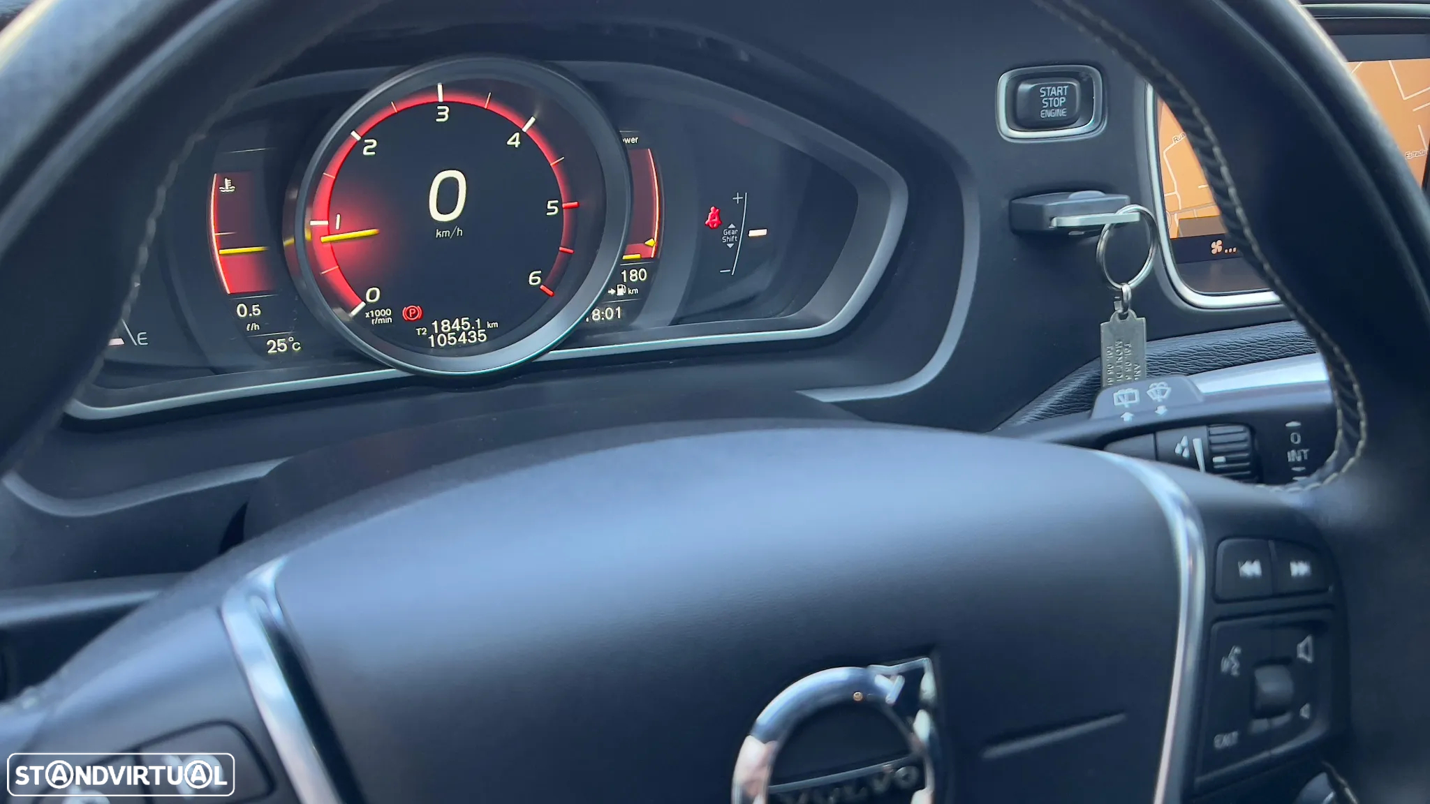 Volvo V40 2.0 D2 R-Design - 5