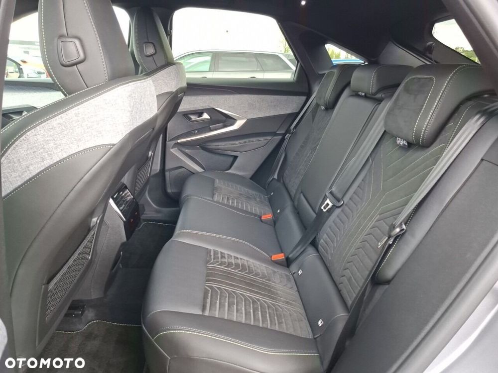 Peugeot 3008 - 11