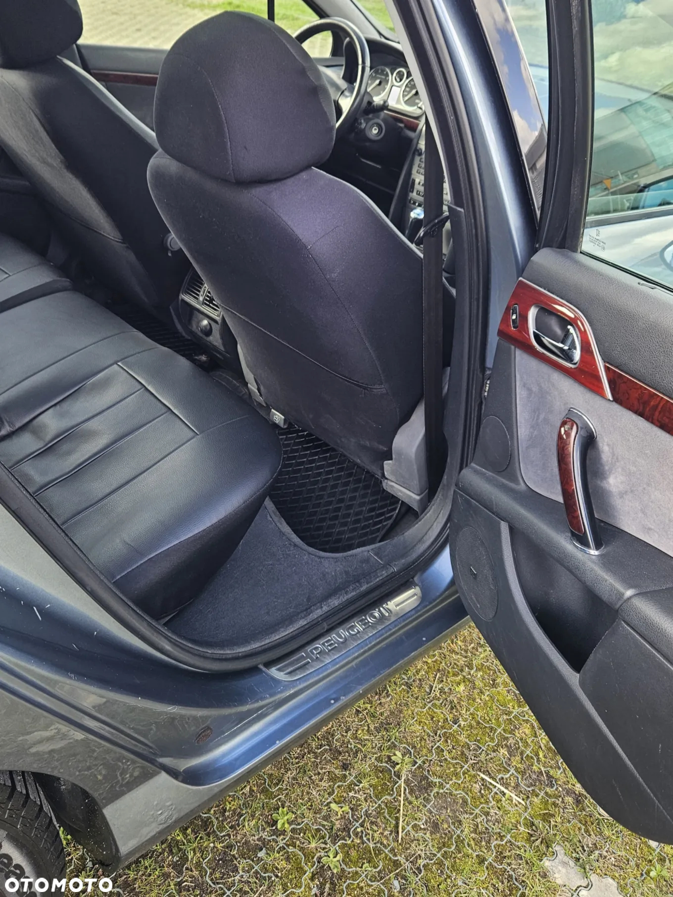Peugeot 407 - 11