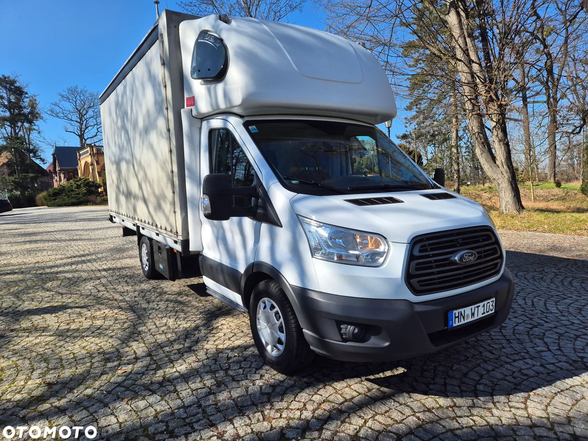 Ford Transit - 1