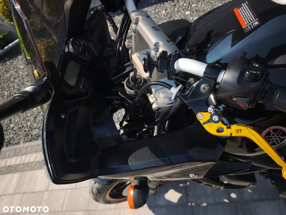 Yamaha FZ6 - 8