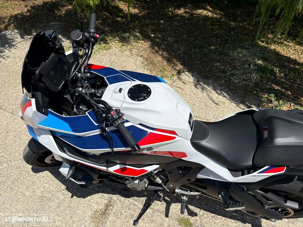 BMW M 1000 XR Light White - 4