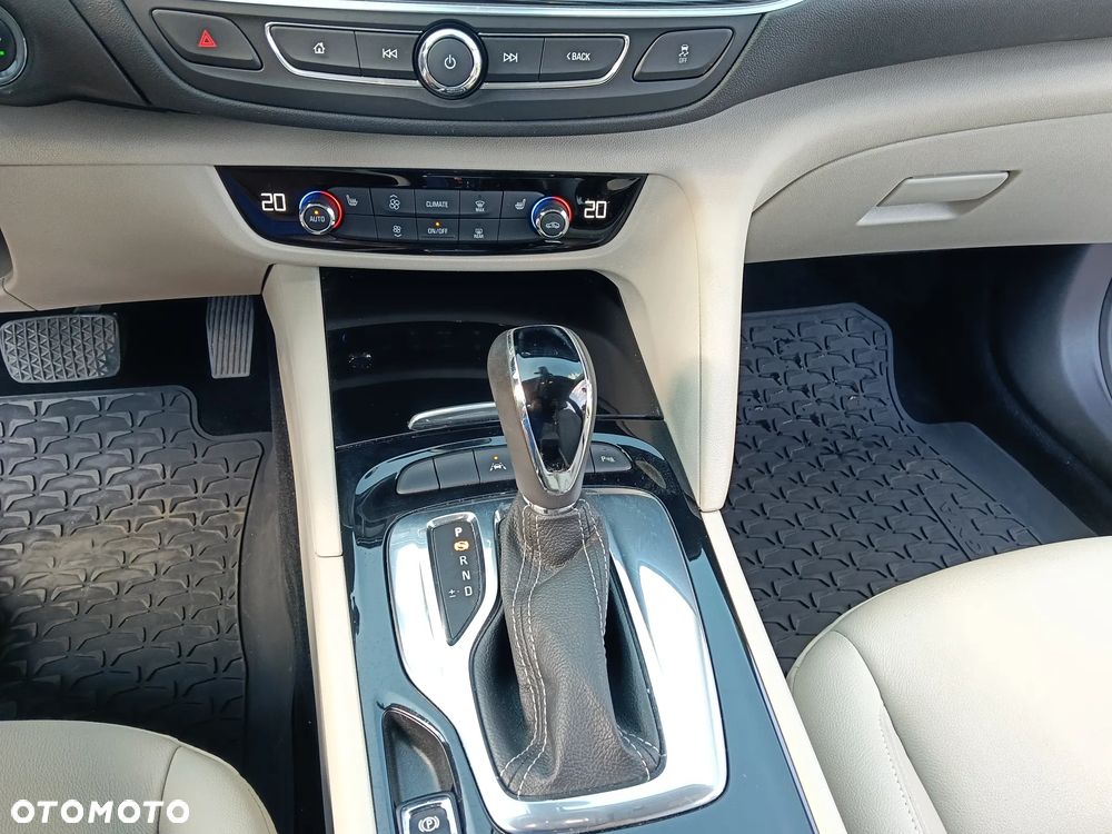 Opel Insignia 1.5 T GPF Elite S&S - 18